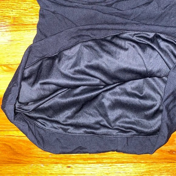 LAST CHANCE -NWT Express sleeveless scrunched shirt XS - Picture 5 of 6